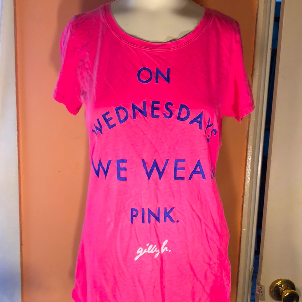 Vintage tee “We wear pink on Wednesday”
